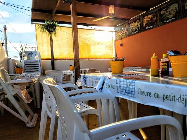 La Callecita Cenaduria